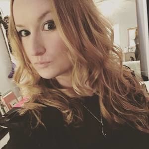 Meet your Posher, Becca